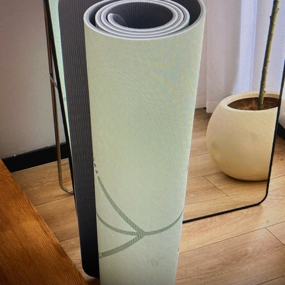 The Unbranded Brand Other - Elegant Two-Tone Yoga Mat